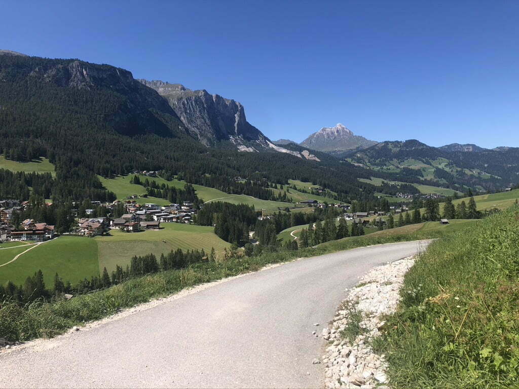 Uitzicht op de bergen in de Dolomieten